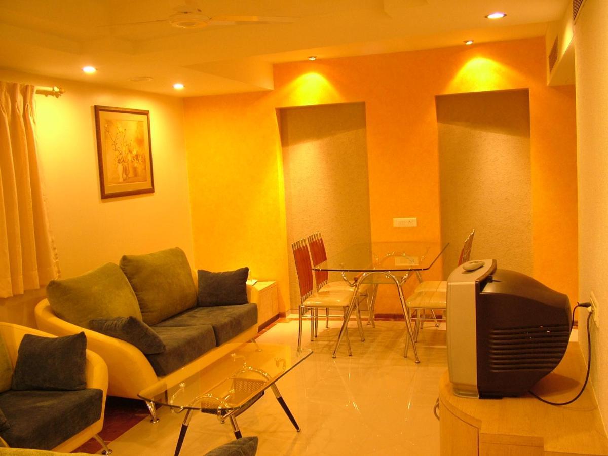 Hotel City Park, โซลาปูร์ ภายนอก รูปภาพ