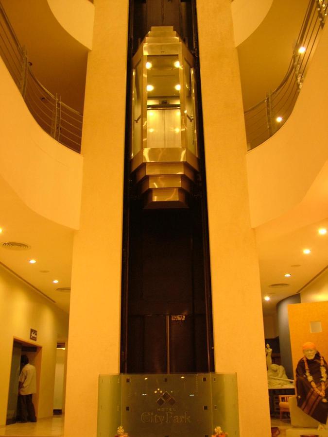 Hotel City Park, โซลาปูร์ ภายนอก รูปภาพ